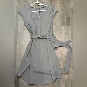 Women’s Mountain Hardware dress size small